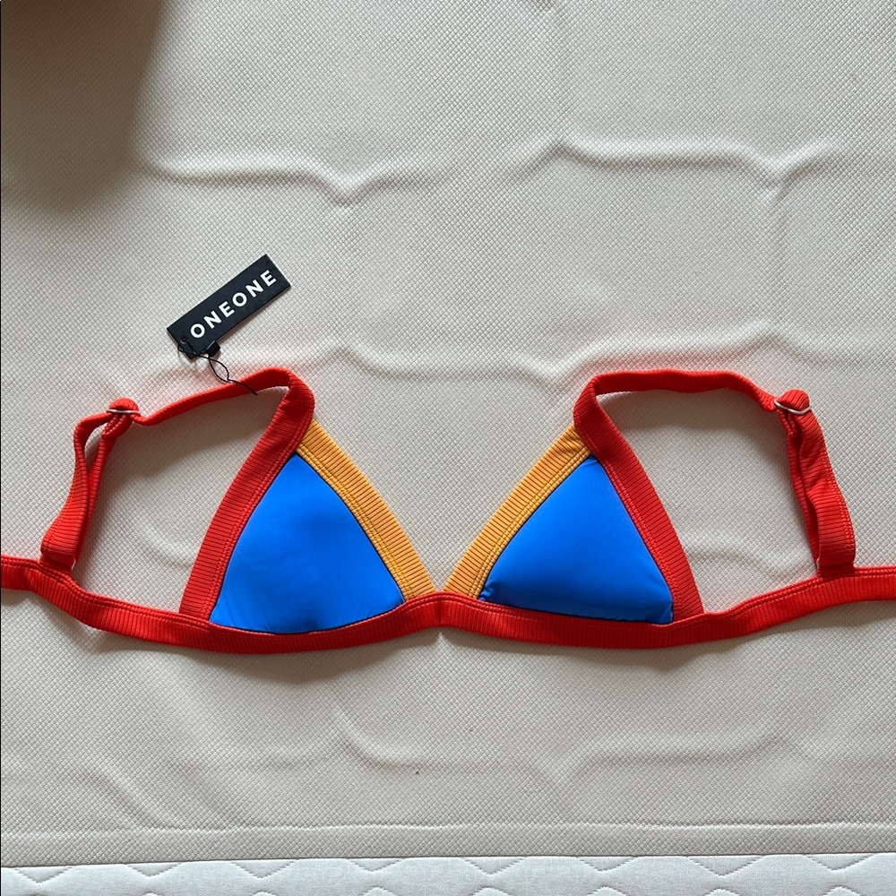 ONEONE Colorblock Triangle Kameron Bikini Top